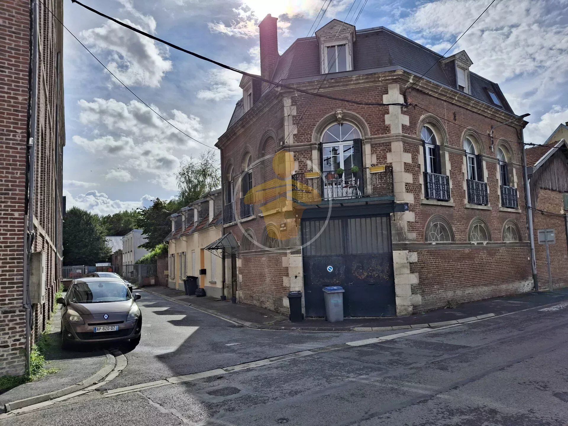 Maison 8 pièces 190 m² · à La Fère · 190 m² · 113 800 €