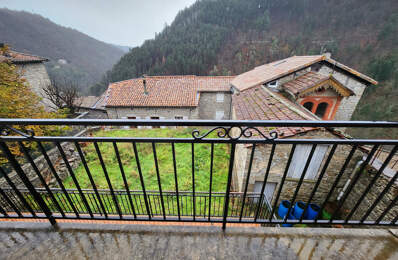 Maison de village en pierre - avec balcons, terrasses et jar — photo du bien