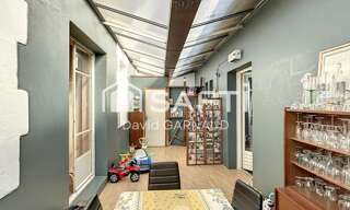 Immeuble  144 m² à vendre à Terres-de-Haute-Charente (16270)