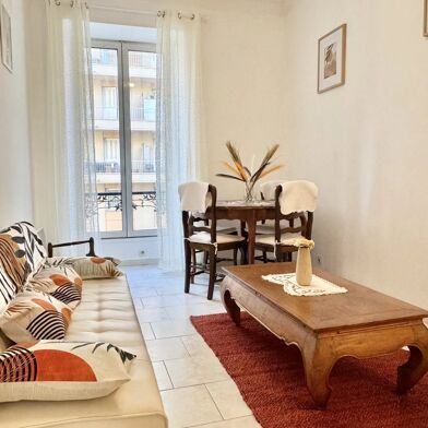 Appartement 2 pièces 965 €