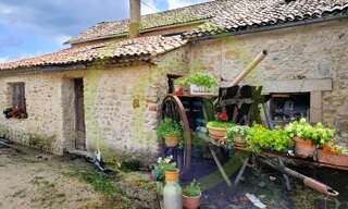 Maison 8 Pièces 207 m² à vendre à Boisredon (17150)