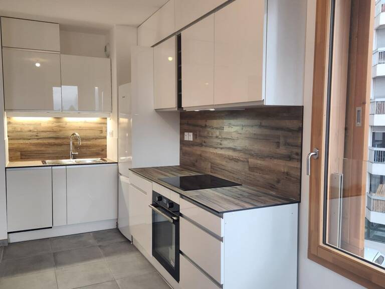 Appartement T3 69m² 2 min Céva,Tram,Bus — photo 1