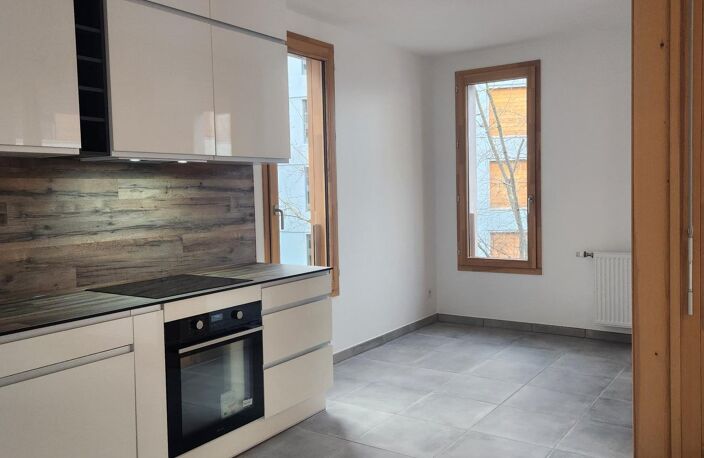 Appartement T3 69m² 2 min Céva,Tram,Bus — photo 2