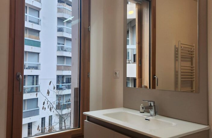Appartement T3 69m² 2 min Céva,Tram,Bus — photo 5