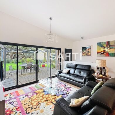 Maison 5 pièces 349000 €