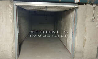 Garage  14 m² à louer à Saint-Laurent-du-Var (06700)