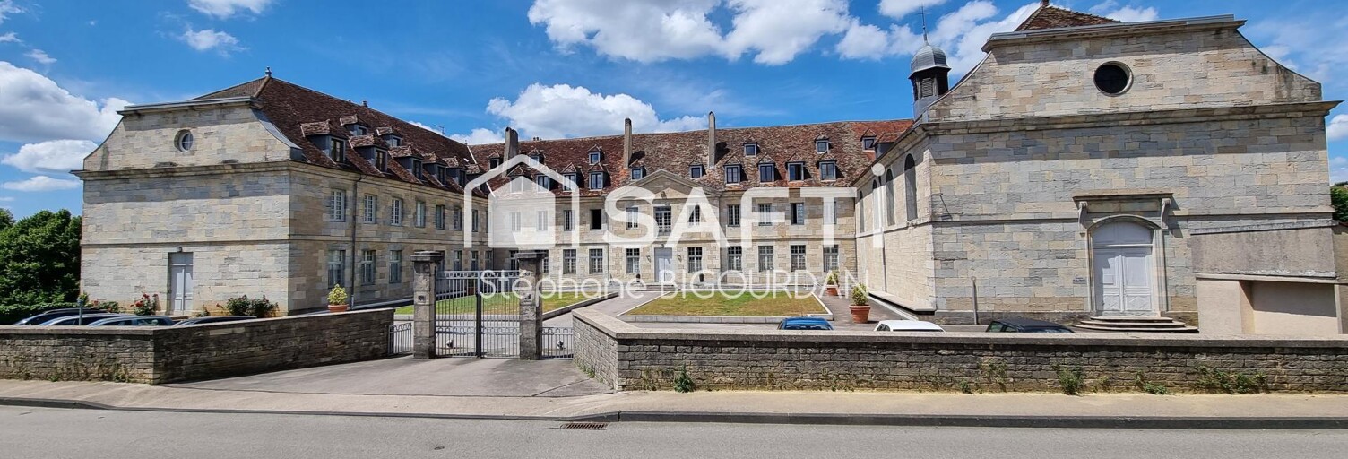 Appartement 7 Pièces 115 m² à vendre à École-Valentin (25480)