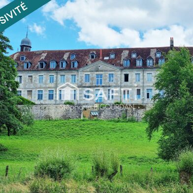 Appartement 7 pièces 330000 €