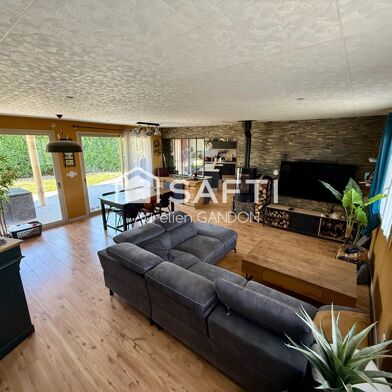 Maison 5 pièces 220000 €