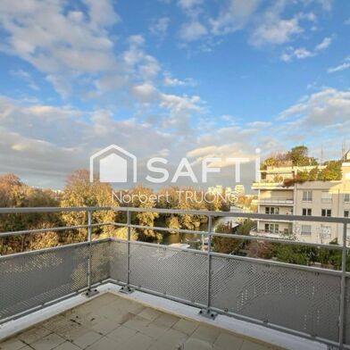 Appartement 3 pièces 2495 €