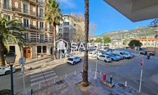 Bureau  93 m² à vendre à Toulon (83000)