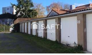 Garage  112 m² à vendre à Nantes (44300)