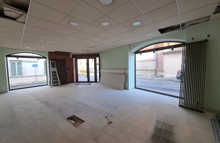 Espace Commercial à Louer à Carmaux — photo 2