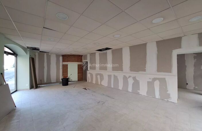 Espace Commercial à Louer à Carmaux — photo 3