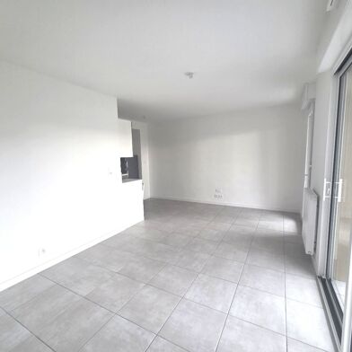 Appartement 2 pièces 322400 €