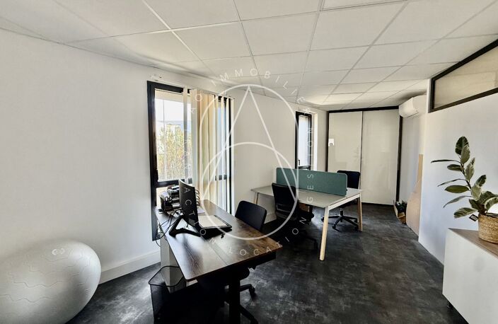 Bureau — photo 5