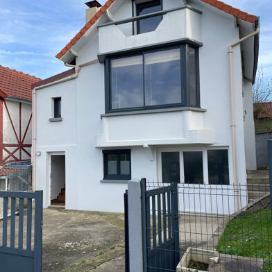 Maison 4 pièces 900 €