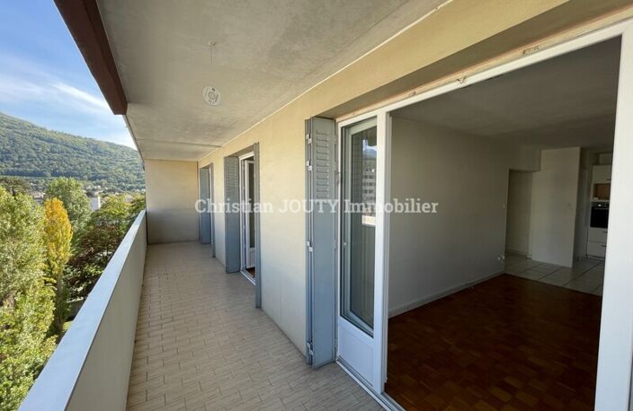 F3 — photo 4