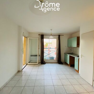 Appartement 1 pièces 380 €