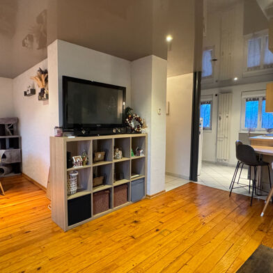 Appartement 4 pièces 131000 €