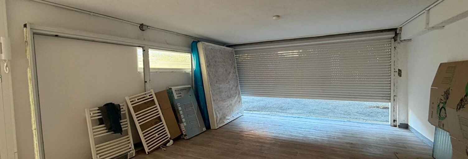 Local industriel  32 m² à louer à Villeneuve-Loubet (06270)