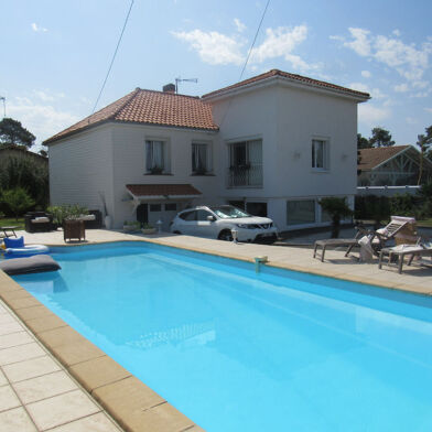 Maison 5 pièces 569700 €