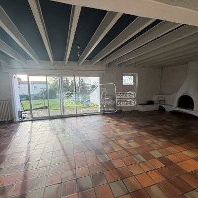 Maison 5 pièces 252600 €