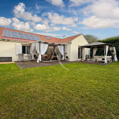 Maison 6 pièces 415001 €