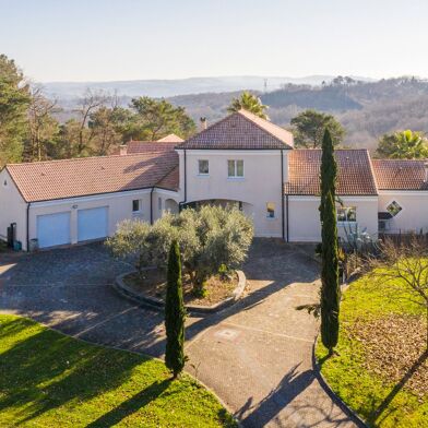 Maison 7 pièces 715000 €