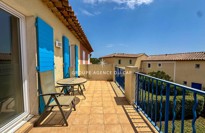 EN ATTENTE DE COMPROMIS DE VENTE - À VENDRE APPARTEMENT 58M² 3 PIECES SITUÉ DANS UNE RÉSIDENCE FERMÉE AVEC PISCINE, AUX ISSAMBRES — photo 2