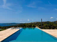 LES ISSAMBRES VILLA LUXUEUSE VUE MER PANORAMIQUE 7 CHAMBRES AVEC GARAGE 4  VOITURES PISCINE INTÉRIEURE ET EXTÉRIEURE — photo 4