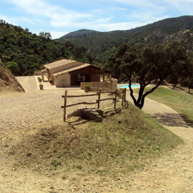 Maison 12 pièces 2730000 €