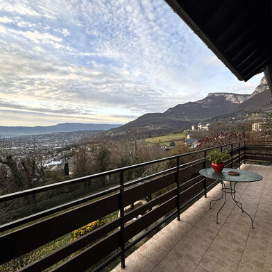 Maison 5 pièces 464000 €