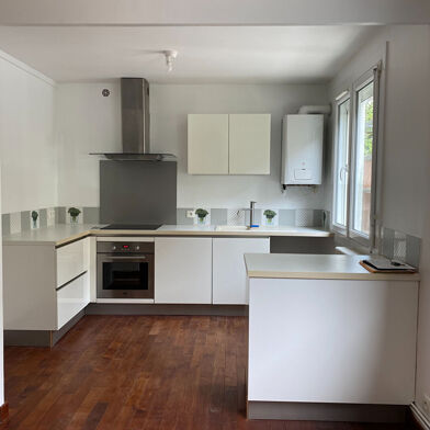 Appartement 2 pièces 651 €