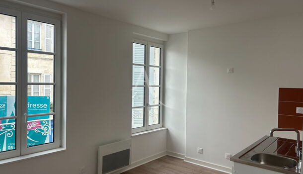 Appartement 1 pièces  à louer Rochefort 17300