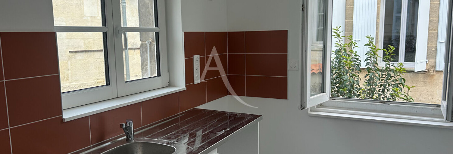 Appartement 1 Pièce 30 m² à louer à Rochefort (17300)