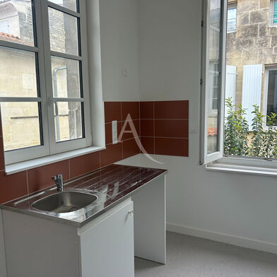 Appartement 1 pièces 570 €