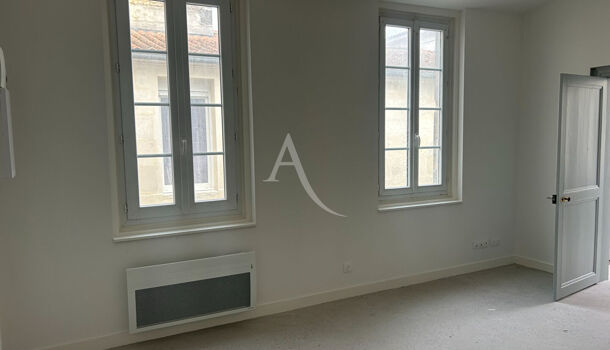 Appartement 1 pièces  à louer Rochefort 17300