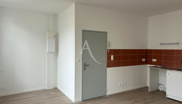 Appartement 1 pièces  à louer Rochefort 17300