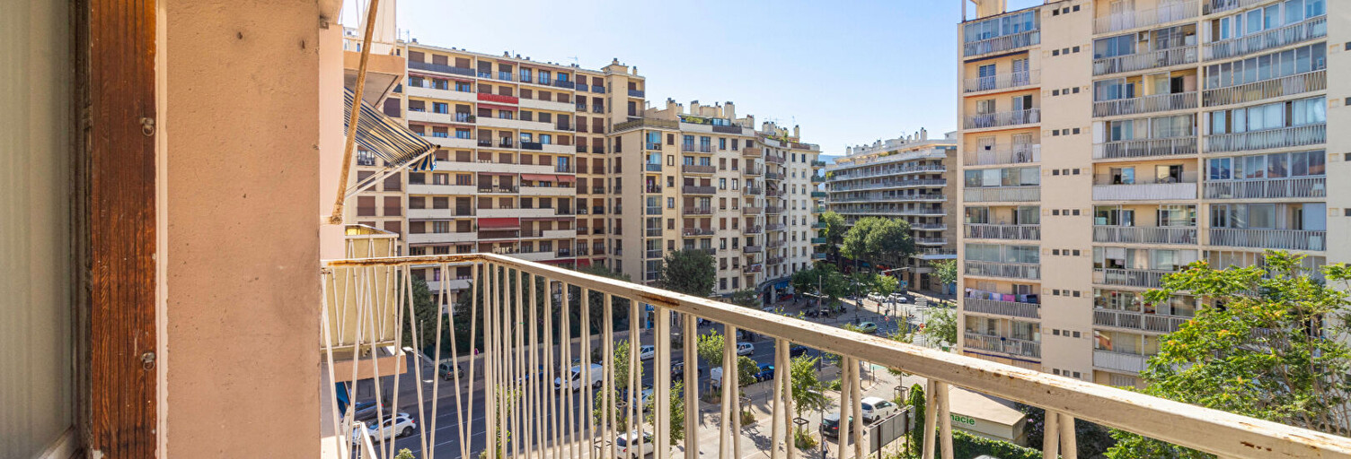 Appartement 4 Pièces 81 m² à louer à Marseille 5 (13005)