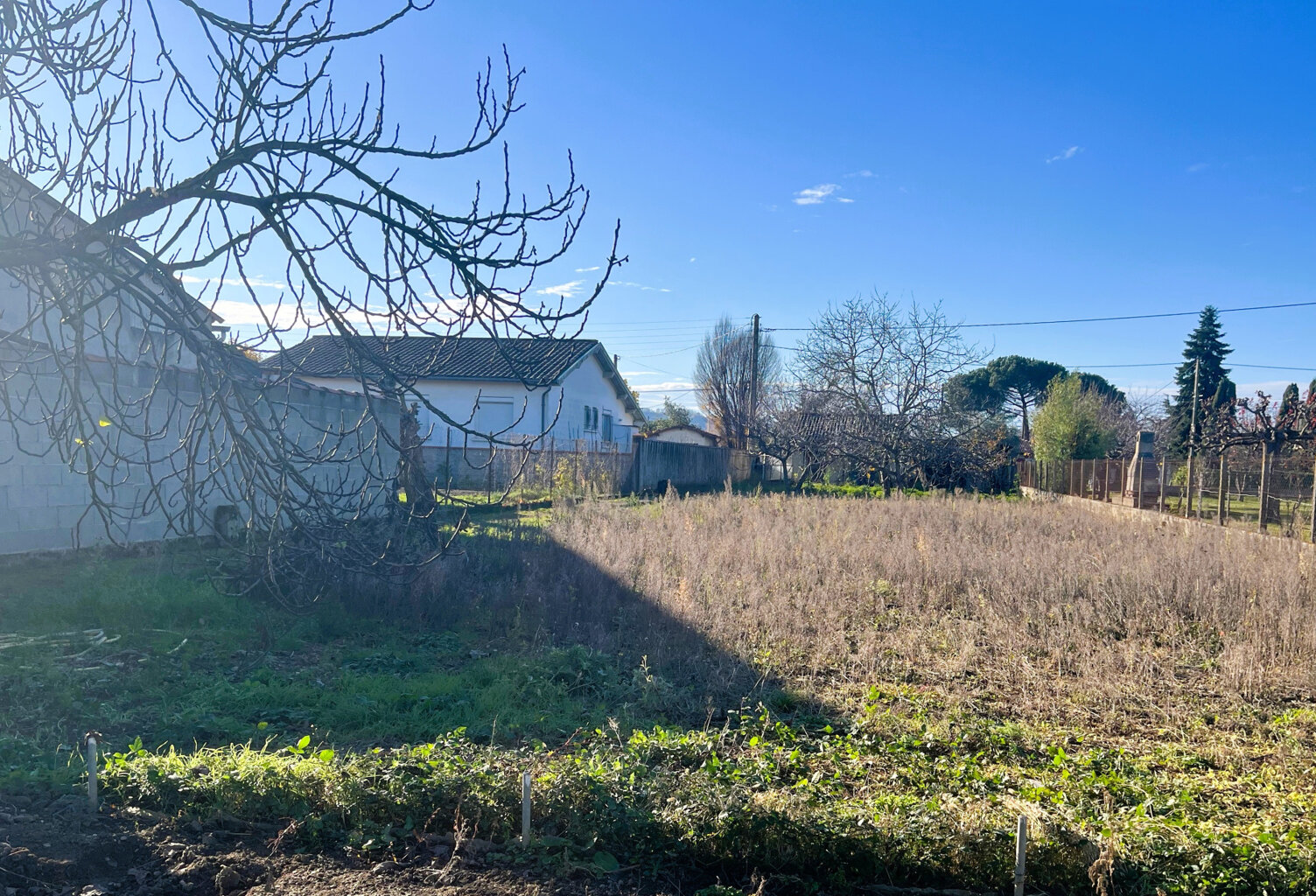 TERRAIN - 1030 m2 — photo 1