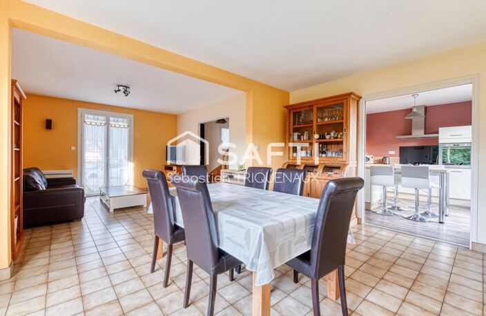 MONTREUIL JUIGNE, MAISON FAMILIALE 5 CHAMBRES — photo 5