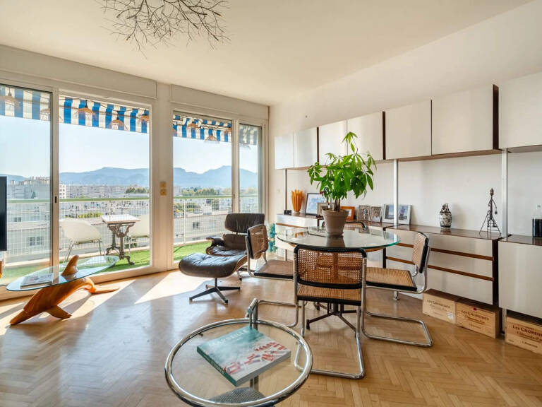 Marseille 8 ème Carré d'or  à vendre 3 pièces vue mer — photo 1