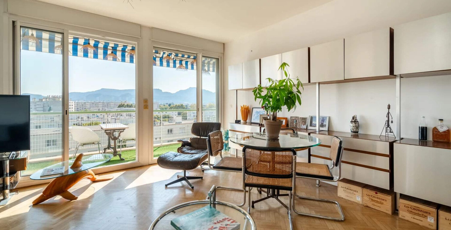 Marseille 8 ème Carré d'or  à vendre 3 pièces vue mer — photo 1