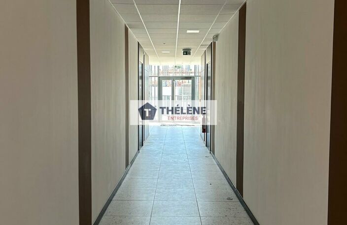 BUREAUX à LOUER — photo 5