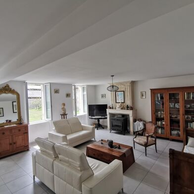 Maison 7 pièces 328500 €