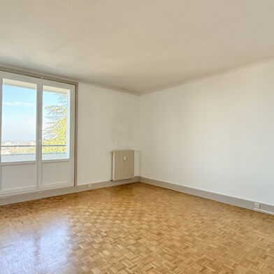 Appartement 3 pièces 1086 €