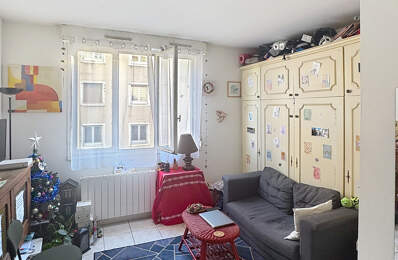 RUE BOILEAU / STUDIO DE 19 M2 VENDU LOUÉ. — photo du bien