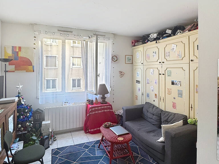 RUE BOILEAU / STUDIO DE 19 M2 VENDU LOUÉ. — photo 1