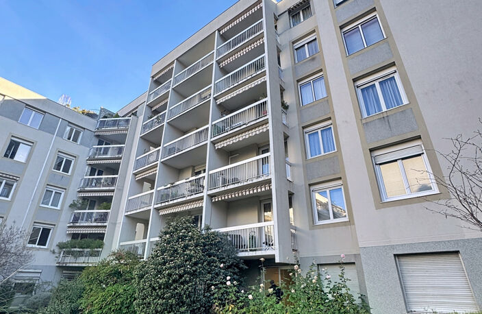 RUE BOILEAU / STUDIO DE 19 M2 VENDU LOUÉ. — photo 3